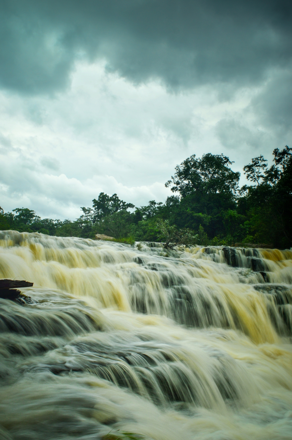 Julna dhara waterfall, Julnadharawaterfall nature nationalpark kangervalleynationalpark jagdalpur bastar chhatishgarh forest wild stone coluds river kundaruriver tirathgarh discover explore munnabaghelphotograpy kangerghatinationalparkjagdalpur  landscapephotograpy landscape naturephotograpy