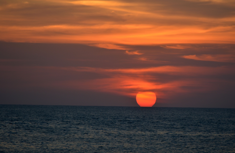 Sunset, Sun kissing the sea
