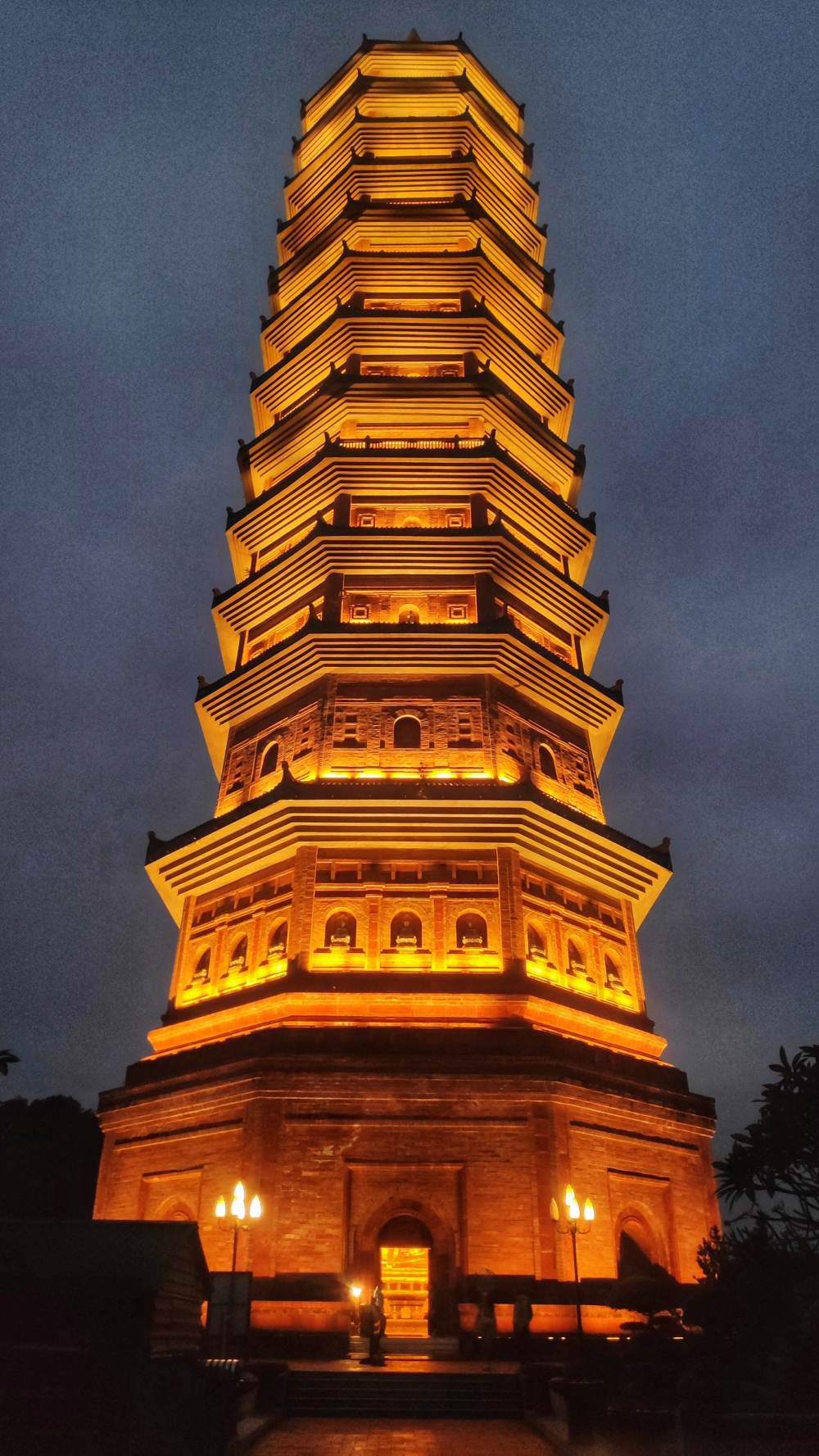 Bai Dinh Pagoda night view, Vietnam, Travel, Pagoda, Bai Dinh