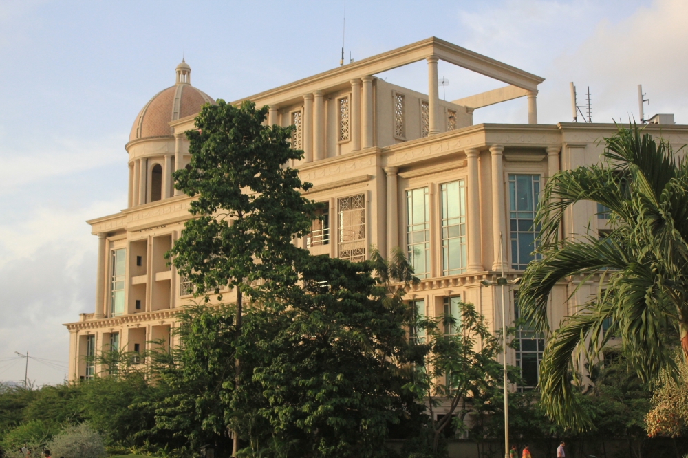 Beautiful building, Park, green, mansion, yellow, evening, sky, green, beautiful