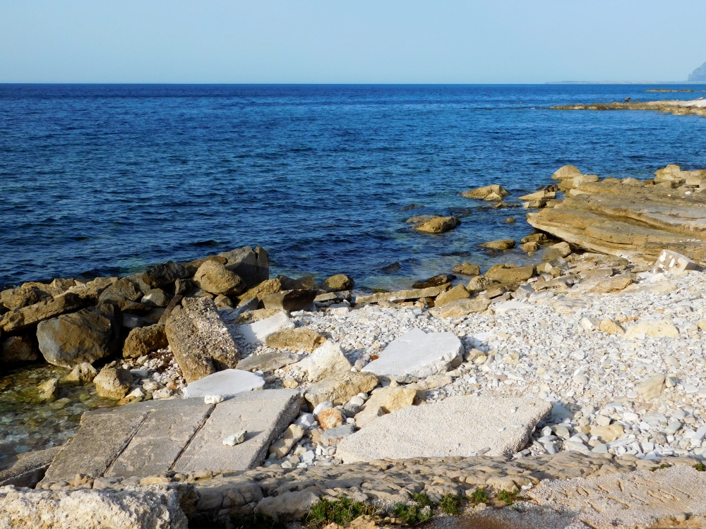 Sea, landscape, travel, beach, background, ocean, blue, water, nature, sky, beautiful, cloud, wave, summer, sea, calm, tropical, seascape, coast, island, natural, day, white, view, empty, horizon, sun, indian, luxury, lagoon, relax