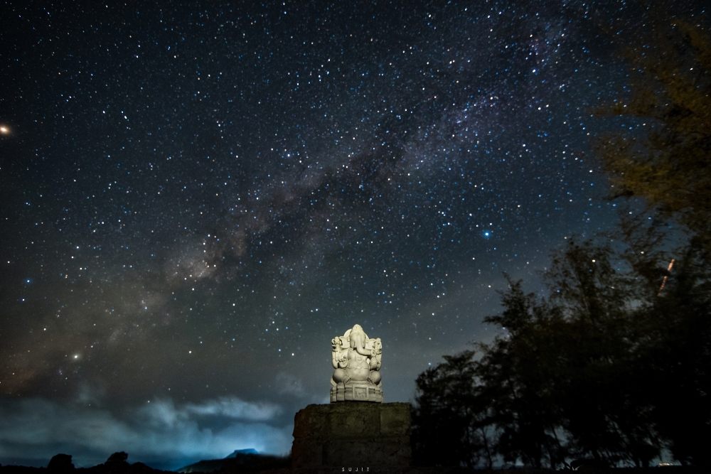 ganpati bappa morya, wallpaper, background,festival,sky,night,milkyway,galaxy,astrophotography,