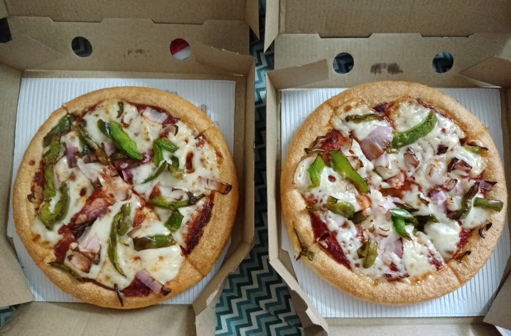 Onion Pizza , food collection, eating place, Food, 