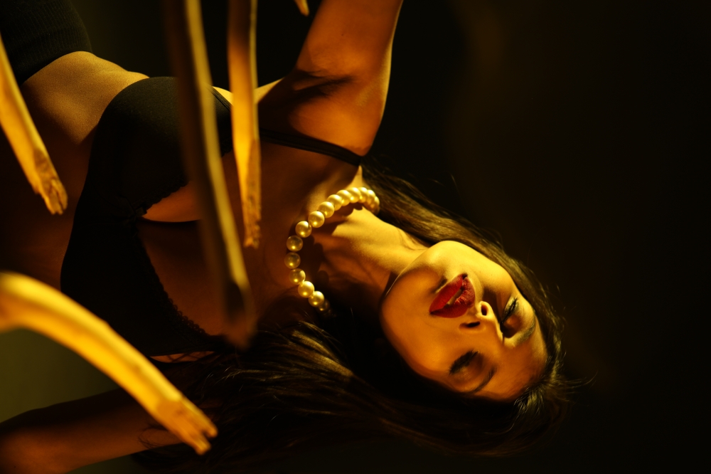 Portrait of woman with studio light, Fashion, beauty, woman, portrait, black, hot, studio, gril, 