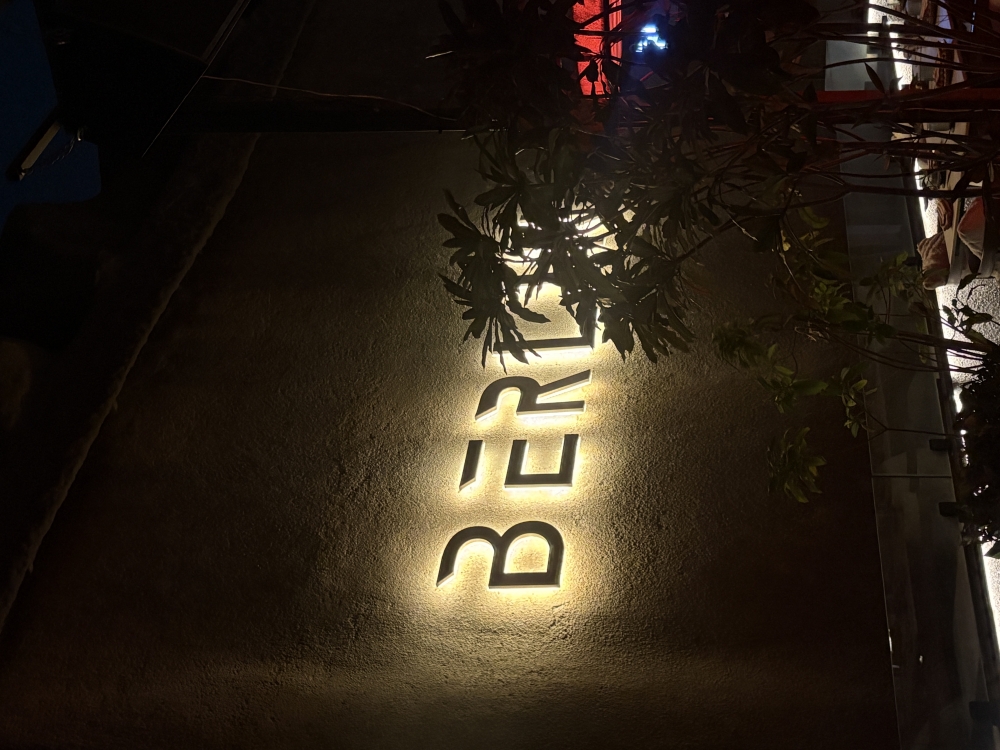 Berlin Club, Food, Foodies, drinks, music, indore, India