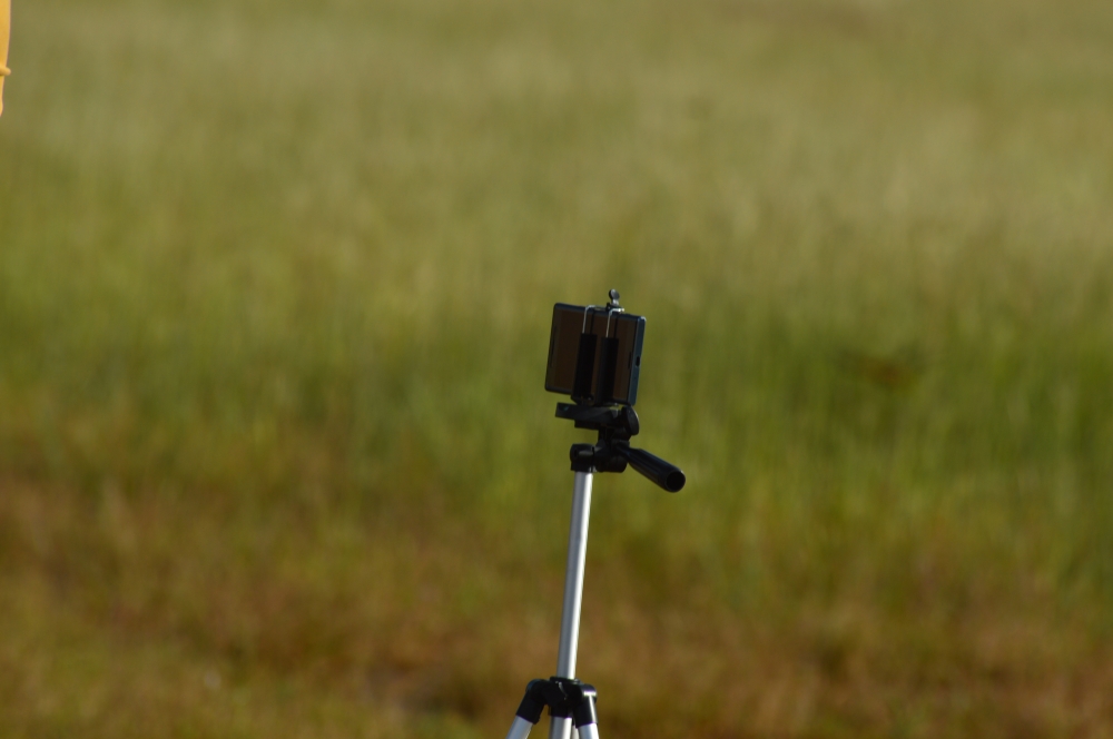 Mobile, tripod, electronic, photography, mobile, electronics, Photography, Nature, natural, mobile_photography, greenery, Green, Green Field, greens, black, wallpaper, 