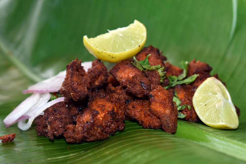 Chicken Fry, chicken, chicken65, fry, food, dish, delicious, bananaleaf, lunch, meal, fried, cooked, nonveg, onion, mint ,coriander, lemon, leaf, hot, spicy, tasty