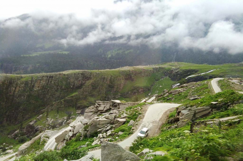 turning point, #nature#landscape#road#ladakh