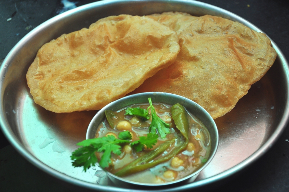 poori with channa masala, Poori, channamasala, Food, Foodies, foodlover, summer food, Side dish, dishes, 