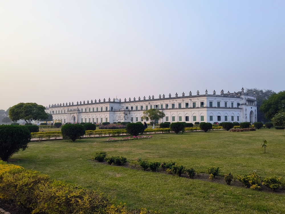 Hazarduari Palace, Murshidabad, Hazarduari Palace, Murshidabad, historical monument, heritage building, Bengal history, colonial architecture, Indian heritage, royal palace, tourist attraction, West Bengal tourism, historic place, architecture photography, palace garden