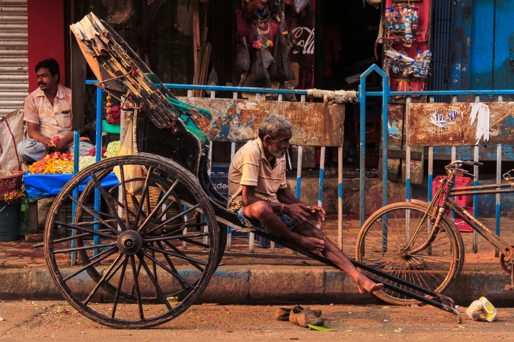 A Long Wait, #rickshaw #street #kolkata #street_photography #dslr #old_man #work