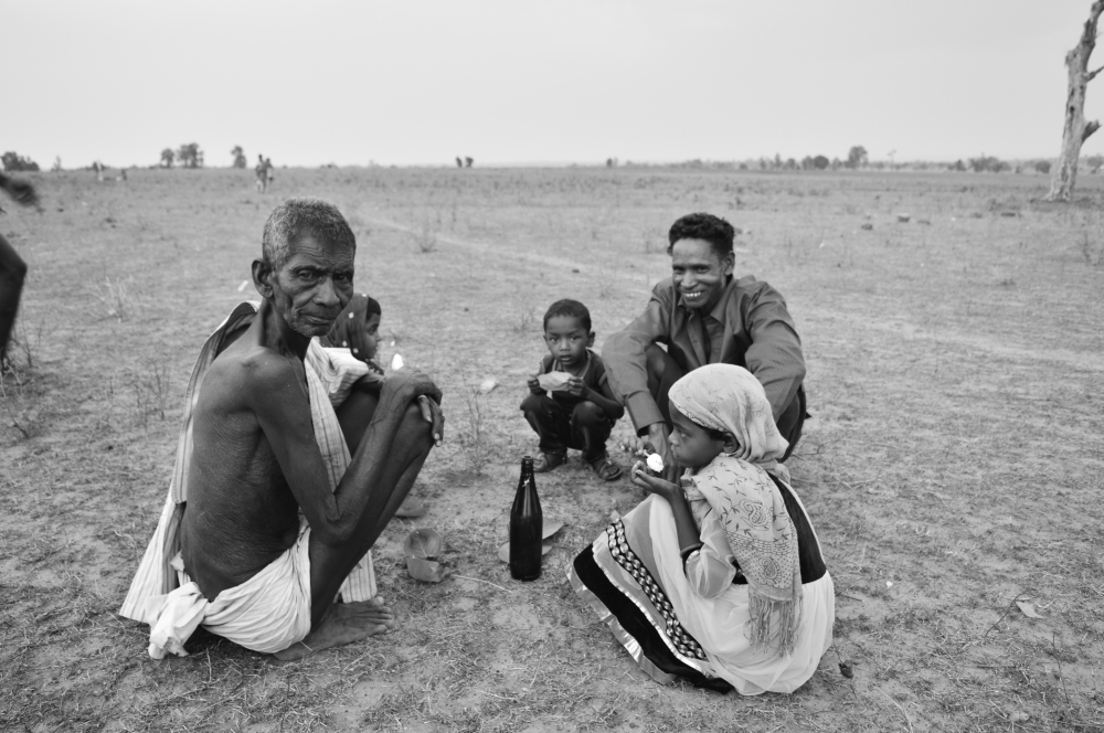 rural canvas, people bastar tribal 