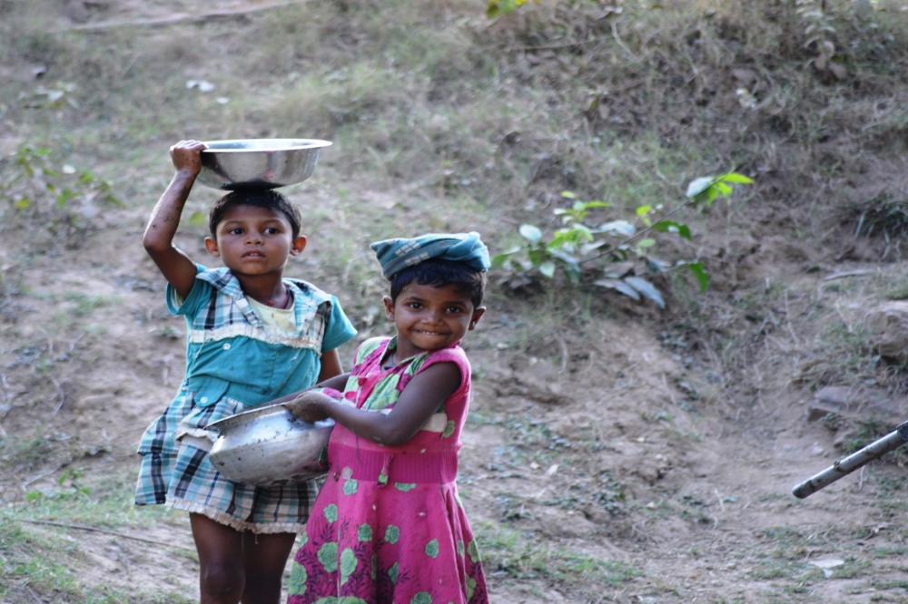 two sisters, #girls#tribal life#smile