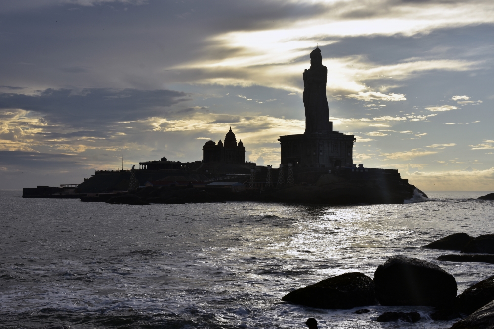 Rock Of Vivekananda, Kanyakumari,TamilNadu, Rock Of Vivekananda, Kanyakumari,TamilNadu beautiful places, tourist attaraction in Tamilnadu,Sea,Arabian Sea, Bay of Bengal,Indian Ocean