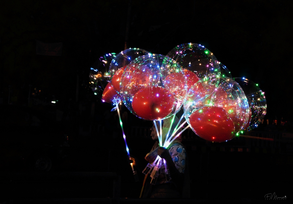 Dream Seller, #street vendor, #night photography