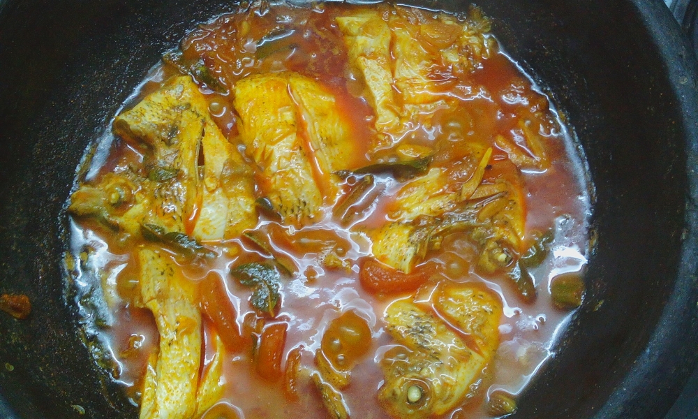 pearl spot fish curry, pearl spot fish curry,fish curry, peal spot,fish,curry,