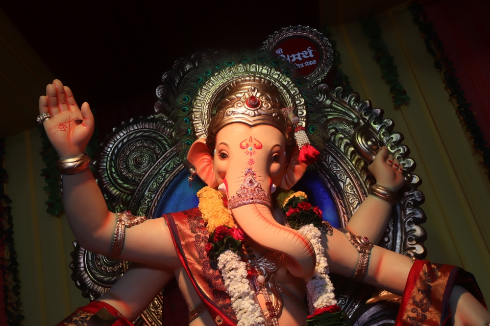 Ganpati bapa, #photo #photos #pic #pics #envywear #picture #pictures #snapshot #art #beautiful #instagood #picoftheday #photooftheday #color #all_shots #exposure #composition #focus #capture #moment #hdr #hdrspotters #hdrstyles_gf #hdri #hdroftheday #hdriphonegraphy #hdr_lovers #awesome_hdr⠀