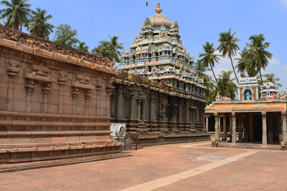 Thirumohoor kaalamegaperumal temple, Temple, Architecture, 