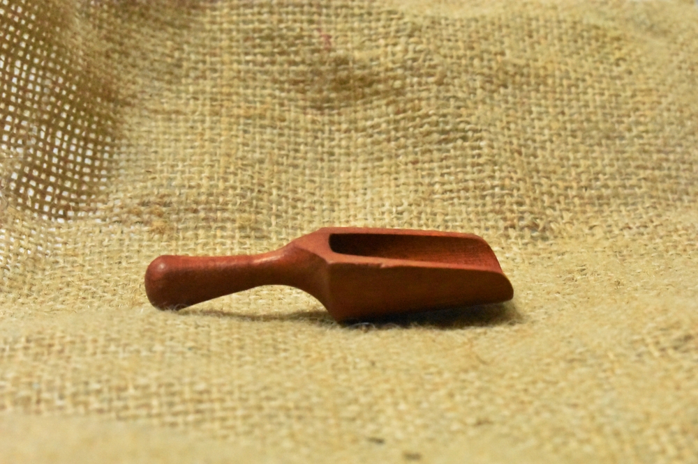 Wooden spoon, spoon, carved spoon, wooden spoon, handmade, breakfast, kitchen, rustic, healthy, wood, design, kitchenware, natural, wooden wood, spoon, wooden cutlery, kitchen cutlery, cutlery, nature, collection, small, mini, textile, old, draw, sack, background, 