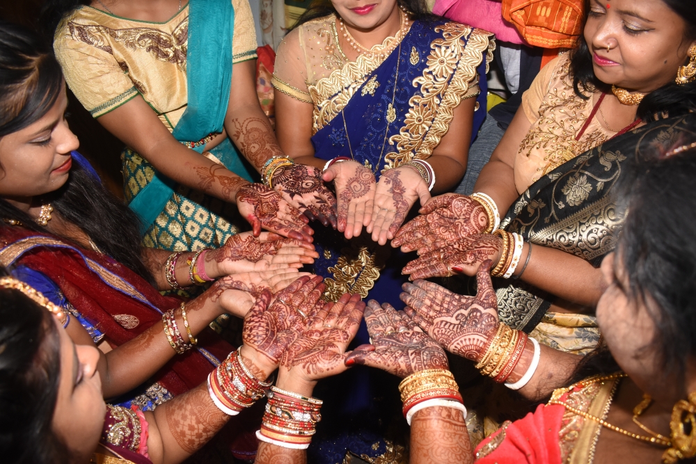 Mehandi, happy, moment, colour, mass marriage ceremony, 