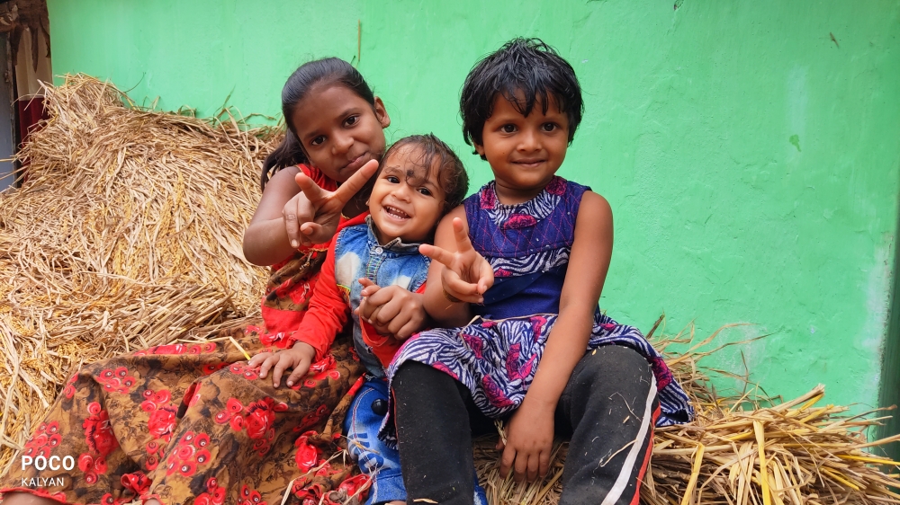 Kids , Kids,girls, enjoy, happy,