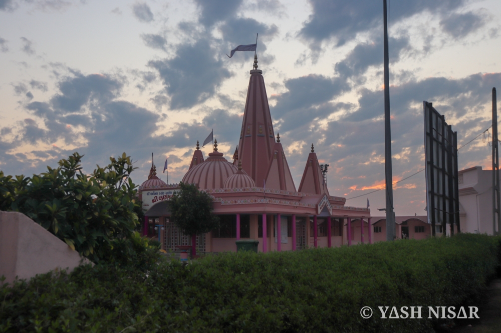 Temple, #naturephotography #nisrag #beauty #lover #naturelovers #greenery #farmhouse #tent #naturalbeauty #naturalbeautyproducts #clouds #butterfly #flowerbutterfly #naturephotography #bugs  #lake #lakeview #greenery #cloudlover #clouds  #nature  #nature_captures #naturesbeauty #nature_perfection #naturecolors #maharashtra_forts #maharashtradesha #maharashtra_majha #maharashtra_ig #maharashtra_clickers #jayostute_maharashtra #maharashtra_desha_mee